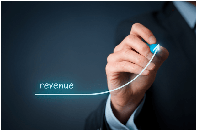 Small-businesses-with-website-have-higher-revenue